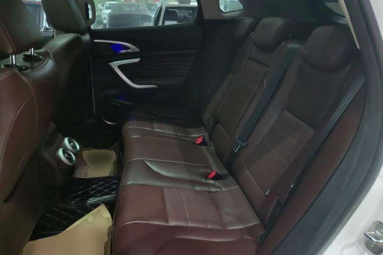 Used Wey VV7 2019 Upgraded Model 2.0T Flagship Version China V Standard Interior 1