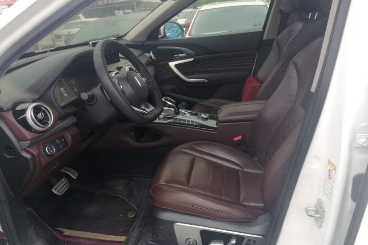Used Wey VV7 2019 Upgraded Model 2.0T Flagship Version China VI Left Front Seat