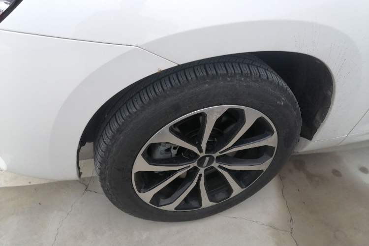 Used Wey VV7 2019 Upgraded Model 2.0T Ultra-Luxury Version China VI Standard Left Front Wheel Hub