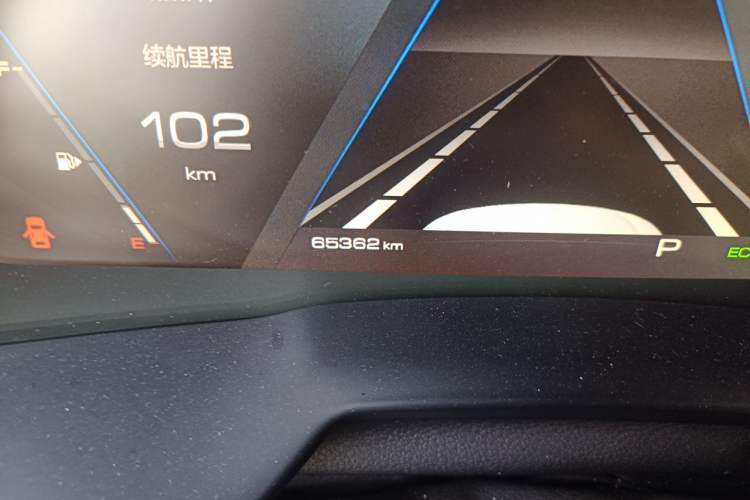 Used Wey VV7 2019 Upgraded Model 2.0T Flagship Version China VI Odometer Close Up