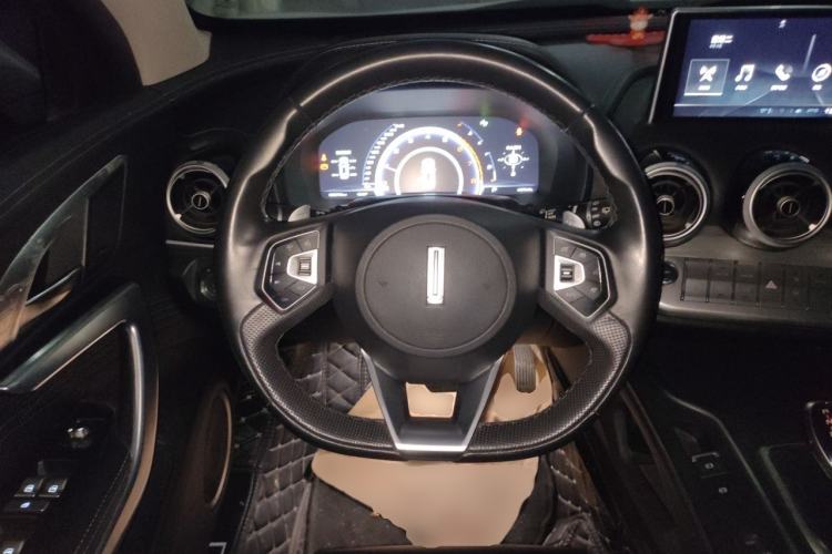 Used Wey VV7 2019 Upgraded Model 2.0T Ultra-Luxury Version China V Standard Steering Wheel