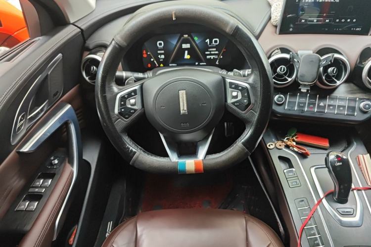 Used Wey VV7 2019 Upgraded Model 2.0T Flagship Version China VI Steering Wheel