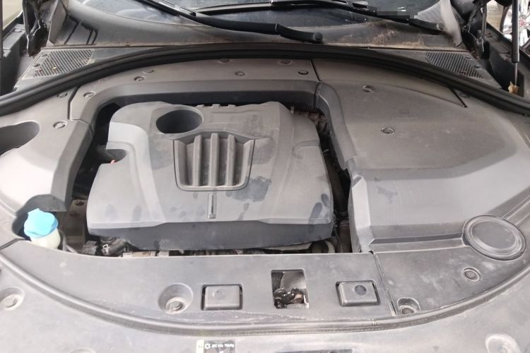 Used Wey VV7 2020 2.0T Ultra-Luxury Version Engine Bay