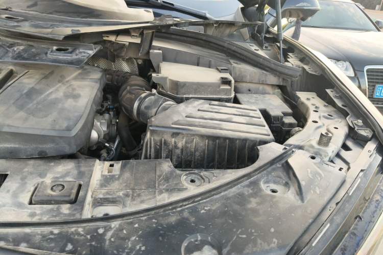 Used Wey VV7 2020 2.0T Flagship Edition Engine Bay Left