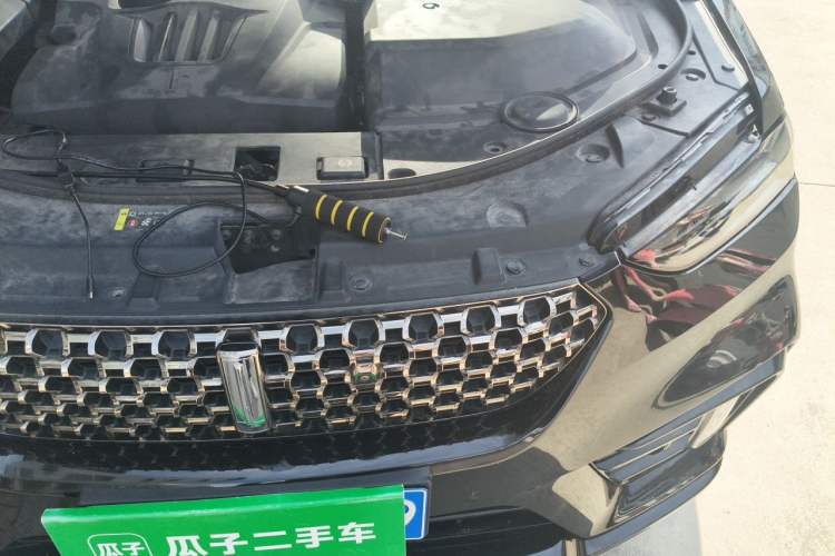 Used Wey VV7 2020 2.0T Flagship Edition Engine Bay Left