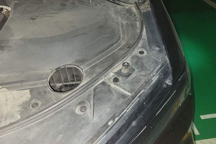 Used Wey VV7 2020 2.0T Flagship Edition Engine Bay Left