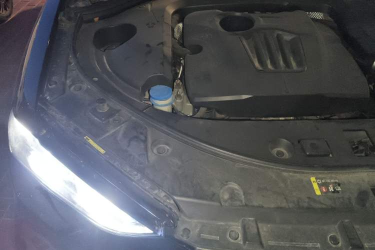 Used Wey VV7 2020 2.0T Flagship Edition Engine Bay Right