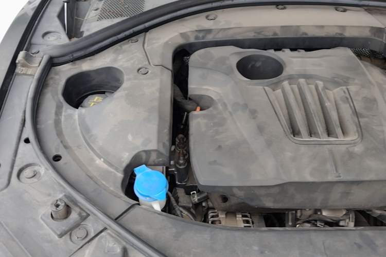 Used Wey VV7 2020 2.0T Flagship Edition Engine Bay Right