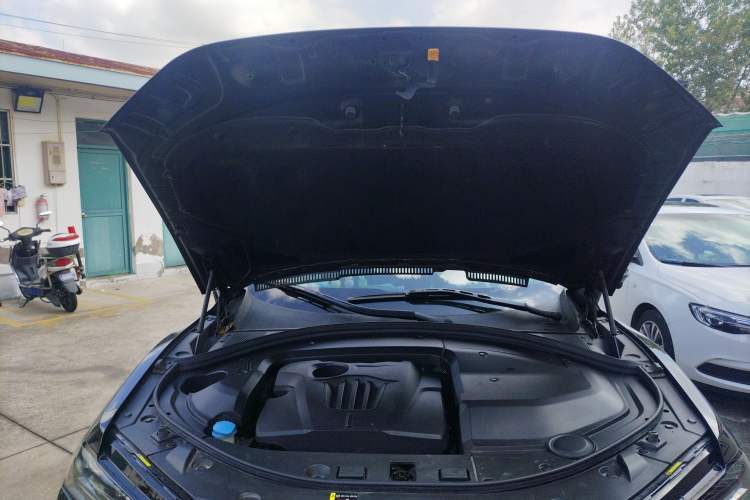 Used Wey VV7 2020 2.0T Flagship Edition Engine Bay