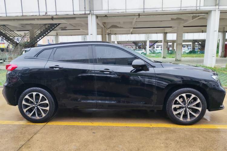 Used Wey VV7 2020 2.0T Ultra-Luxury Version Exterior 2