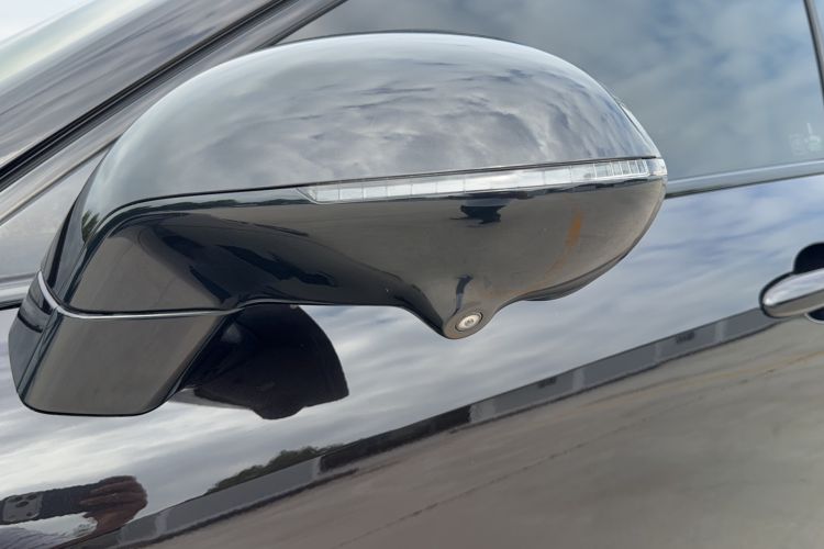 Used Wey VV7 2020 2.0T Ultra-Luxury Version Exterior 2