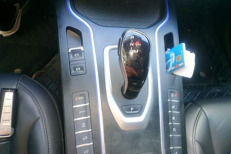 Used Wey VV7 2020 2.0T Flagship Edition Gear Lever