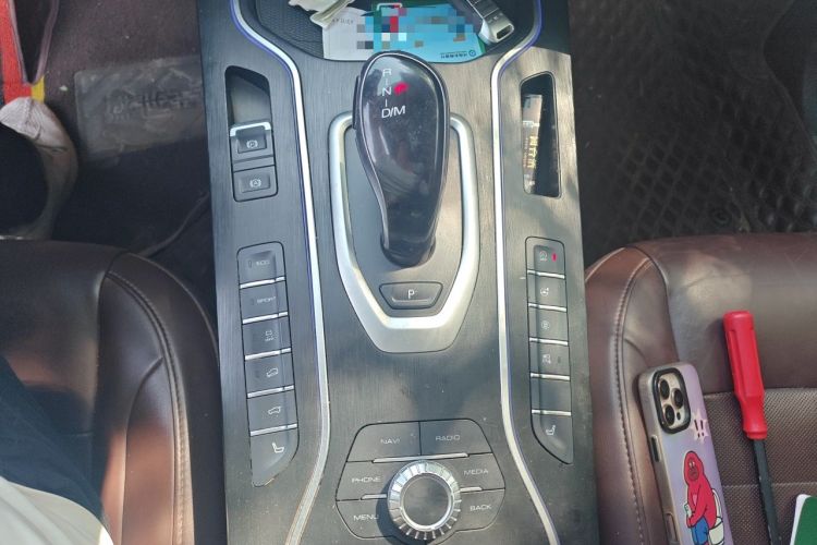Used Wey VV7 2020 2.0T Flagship Edition Gear Lever