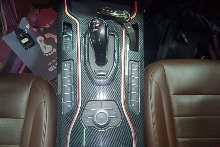 Used Wey VV7 2020 2.0T Ultra-Luxury Version Gear Lever