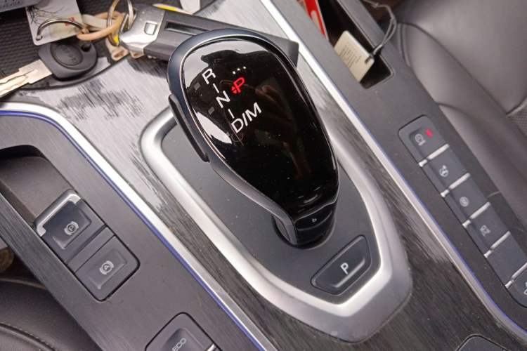 Used Wey VV7 2020 2.0T Flagship Edition Gear Lever