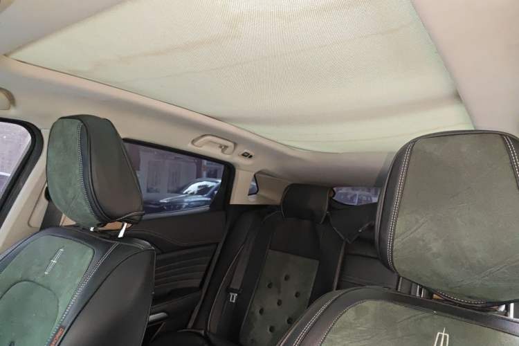 Used Wey VV7 2020 2.0T Ultra-Luxury Version Headliner