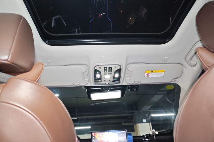 Used Wey VV7 2020 2.0T Flagship Edition Headliner
