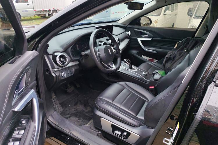 Used Wey VV7 2020 2.0T Ultra-Luxury Version Interior 2