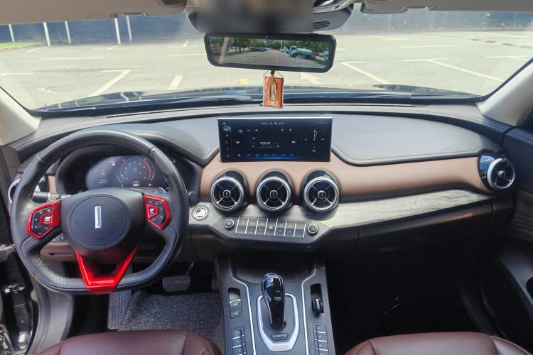 Used Wey VV7 2020 2.0T Ultra-Luxury Version Interior 3