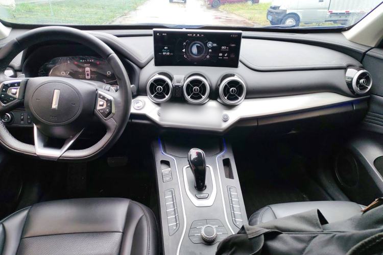 Used Wey VV7 2020 2.0T Ultra-Luxury Version Interior 3