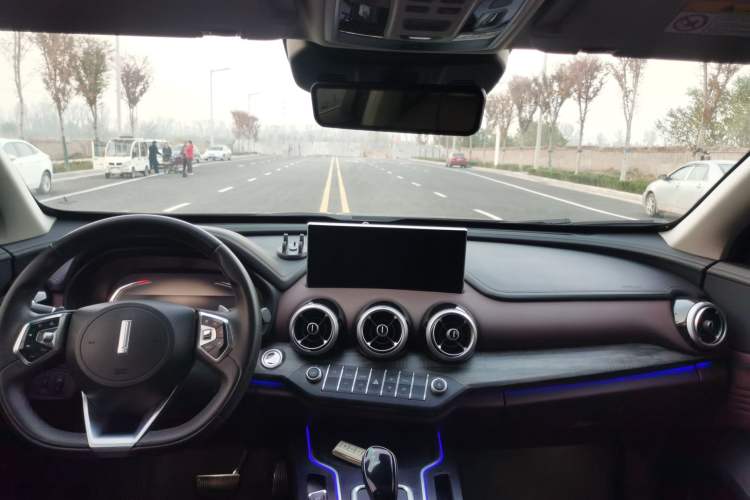 Used Wey VV7 2020 2.0T Ultra-Luxury Version Interior 3