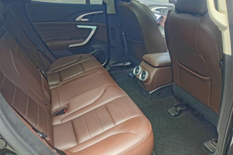 Used Wey VV7 2020 2.0T Ultra-Luxury Version Interior 5