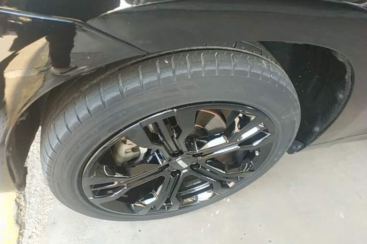 Used Wey VV7 2020 2.0T Flagship Edition Left Front Wheel Hub