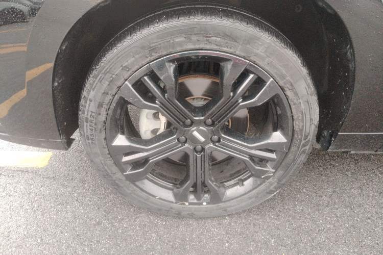 Used Wey VV7 2020 2.0T Flagship Edition Left Front Wheel Hub