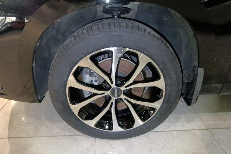 Used Wey VV7 2020 2.0T Flagship Edition Left Front Wheel Hub