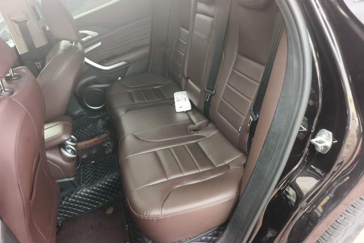 Used Wey VV7 2020 2.0T Ultra-Luxury Version Left Rear Seat