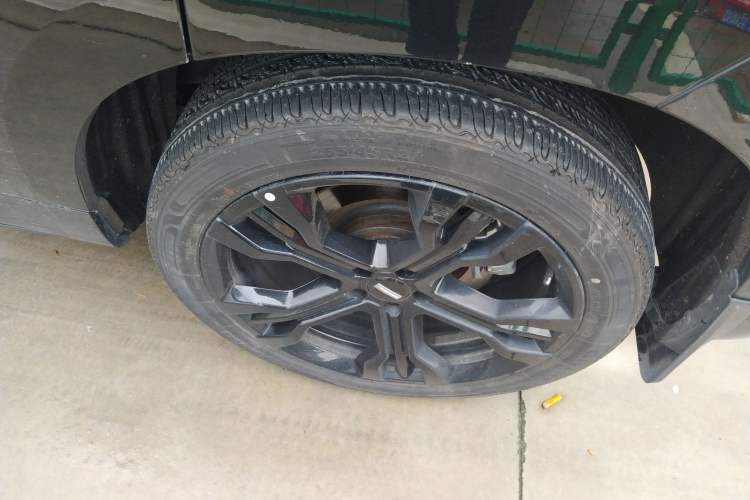 Used Wey VV7 2020 2.0T Flagship Edition Left Rear Wheel Hub