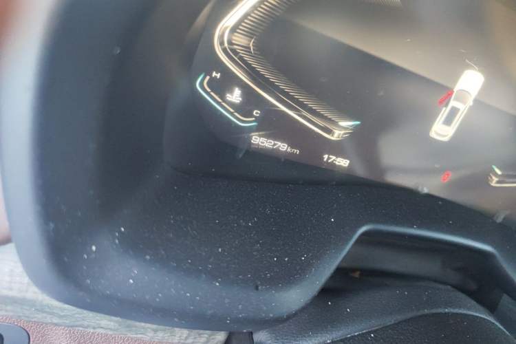 Used Wey VV7 2020 2.0T Flagship Edition Odometer Close Up