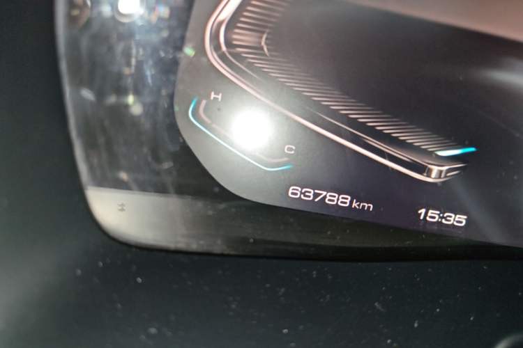 Used Wey VV7 2020 2.0T Flagship Edition Odometer Close Up