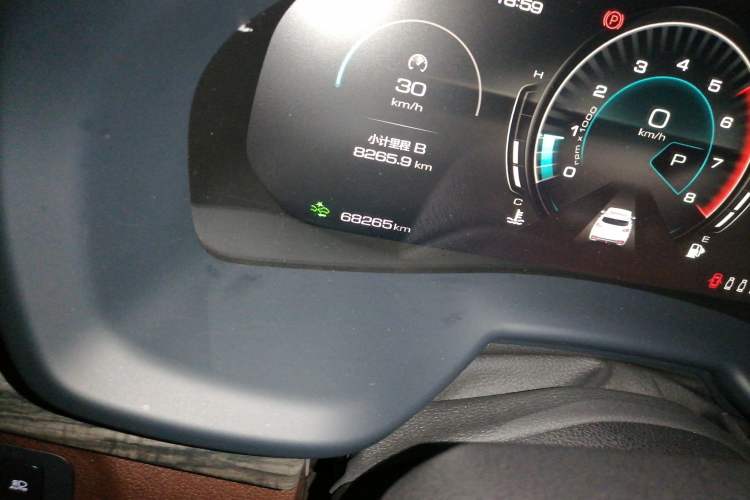 Used Wey VV7 2020 2.0T Flagship Edition Odometer Close Up