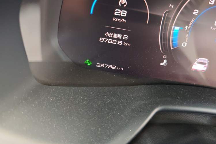 Used Wey VV7 2020 2.0T Ultra-Luxury Version Odometer Close Up