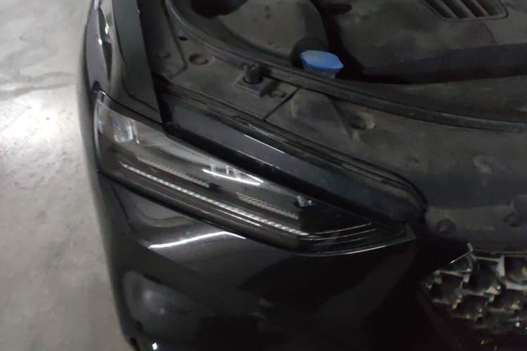 Used Wey VV7 2020 2.0T Flagship Edition Right Front Headlight