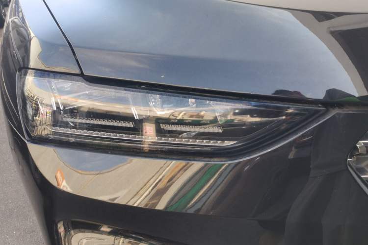 Used Wey VV7 2020 2.0T Flagship Edition Right Front Headlight