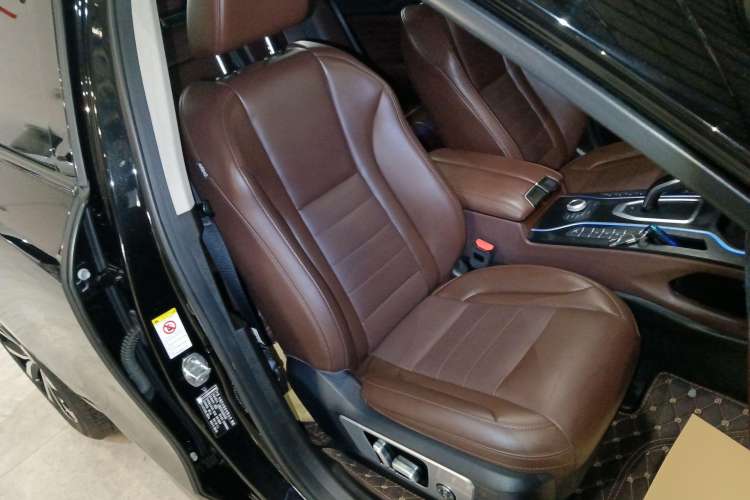 Used Wey VV7 2020 2.0T Flagship Edition Right Front Seat
