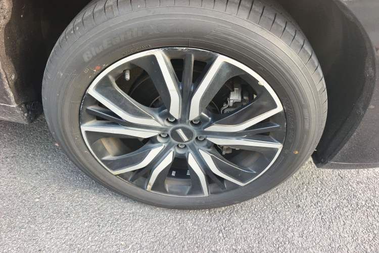 Used Wey VV7 2020 2.0T Flagship Edition Right Front Wheel Hub