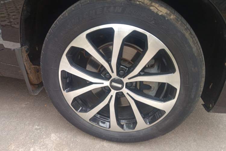 Used Wey VV7 2020 2.0T Ultra-Luxury Version Right Front Wheel Hub