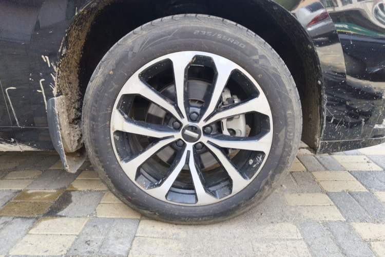 Used Wey VV7 2020 2.0T Ultra-Luxury Version Right Front Wheel Hub