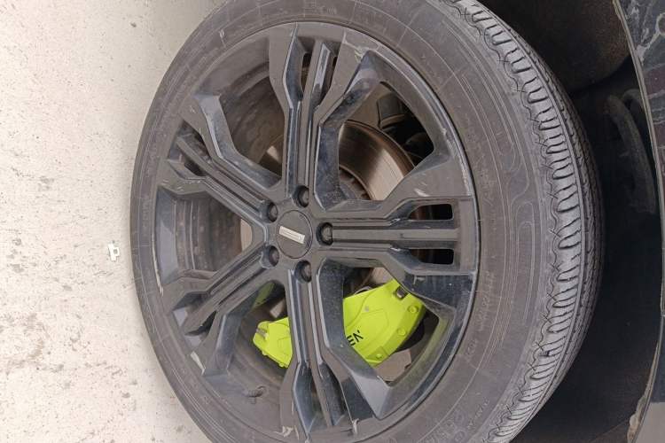 Used Wey VV7 2020 2.0T Flagship Edition Right Front Wheel Hub