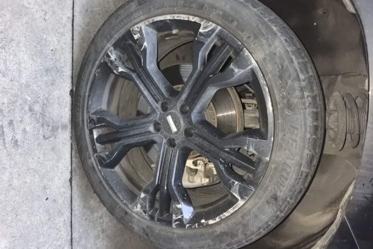 Used Wey VV7 2020 2.0T Flagship Edition Right Front Wheel Hub