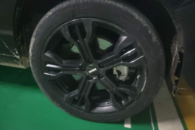 Used Wey VV7 2020 2.0T Flagship Edition Right Front Wheel Hub