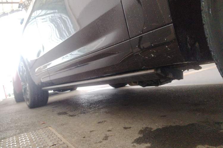 Used Wey VV7 2020 2.0T Flagship Edition Right Side Sill