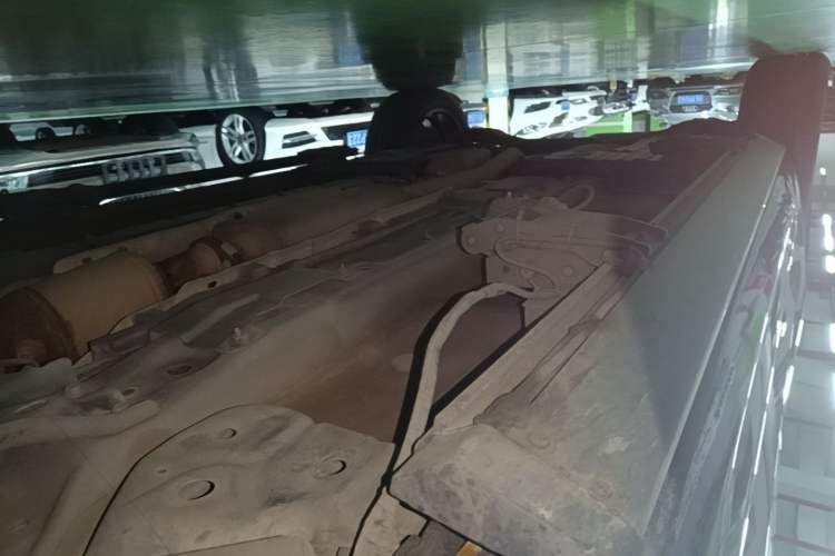 Used Wey VV7 2020 2.0T Ultra-Luxury Version Right Side Sill