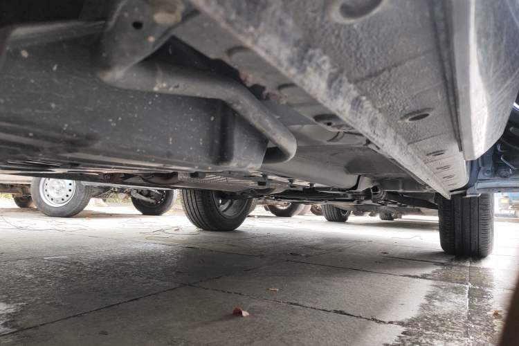 Used Wey VV7 2020 2.0T Ultra-Luxury Version Right Side Sill
