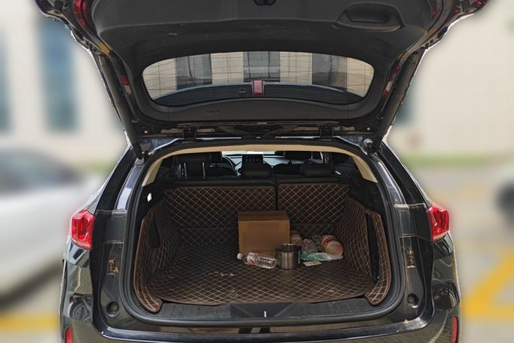Used Wey VV7 2020 2.0T Flagship Edition Trunk