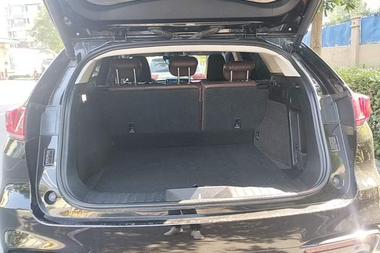 Used Wey VV7 2020 2.0T Flagship Edition Trunk