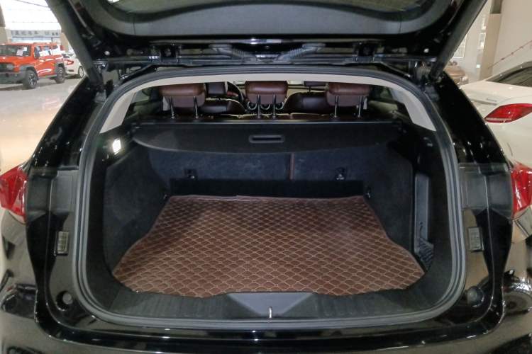 Used Wey VV7 2020 2.0T Flagship Edition Trunk